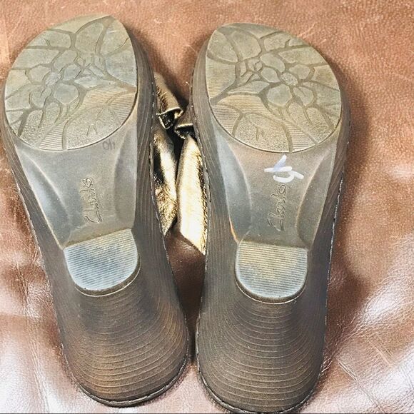 Clarks Bronze Metallic Slip On wedge sandals - Picture 6 of 7
